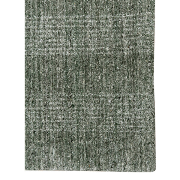 HomeRoots 5' Hand-Woven Wool Plaid Area Rug in Green, Gray & Ivory - Cozy, Durable, and Timeless Design 8' X 10' 570483