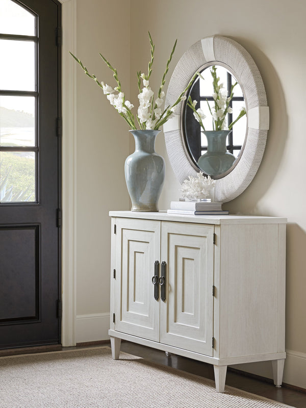 Lexington Tommy Bahama Home Seacroft Round Mirror - Coastal Elegance With Twisted Lampakanai Frame And Burnished Pewter Accent Caribbean Sands  570-201