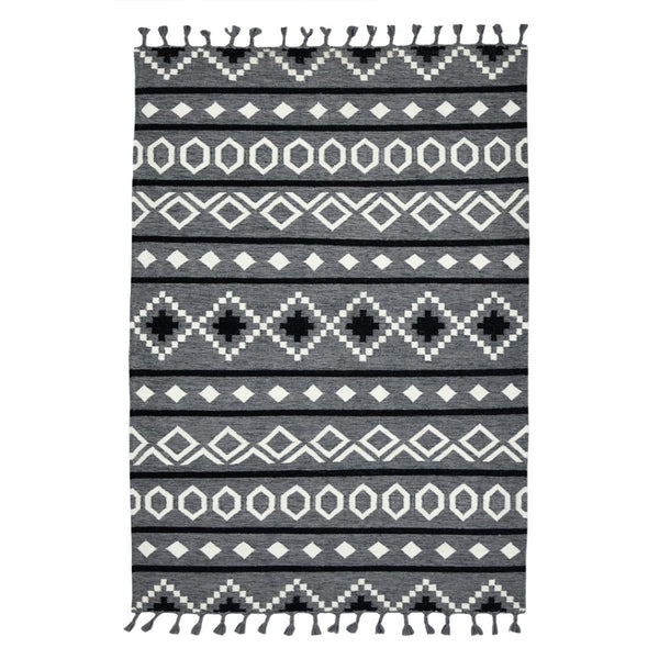 HomeRoots 5' Wool Tribal Flatweave Handmade Area Rug with Fringe - Versatile Gray, White, and Black Design 5' X 8' 571080
