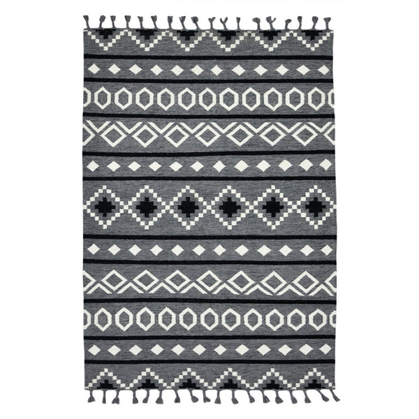 HomeRoots 5' Wool Tribal Flatweave Handmade Area Rug with Fringe - Versatile Gray, White, and Black Design 5' X 8' 571080