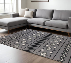 HomeRoots 5' Gray White and Black Wool Tribal Handmade Area Rug - Artisan Flatweave with Fringe Design 8' X 10' 571089