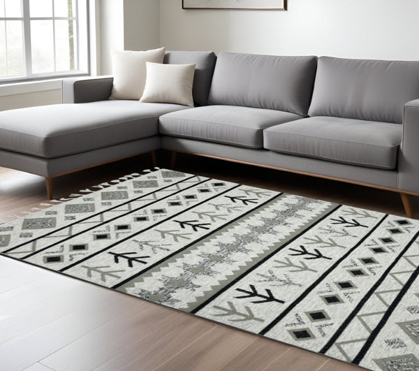 HomeRoots 5' Handmade Wool Tribal Area Rug in Ivory, Gray, and Black - Artisanal Flatweave with Fringe 9' X 12' 571098