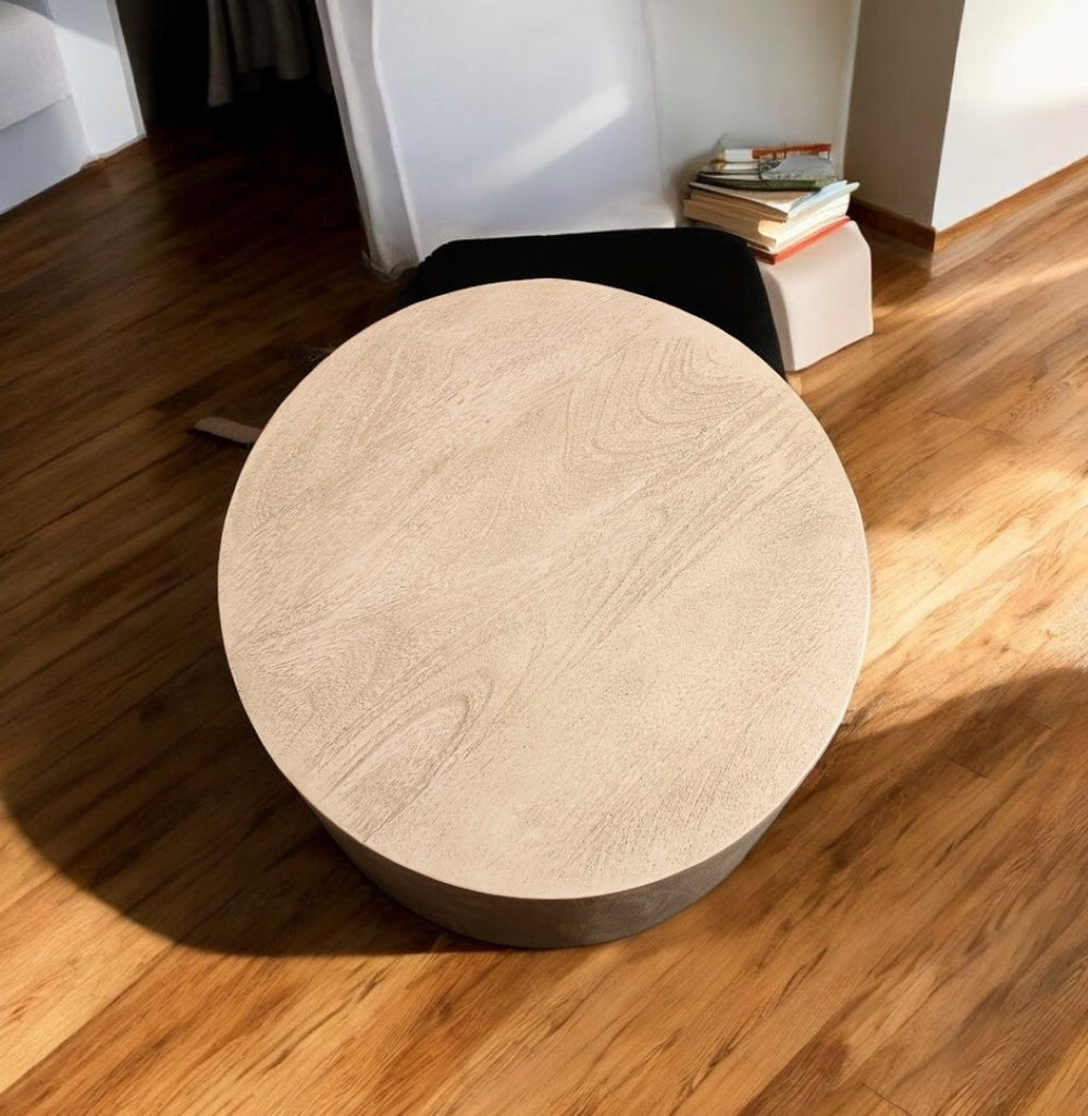 HomeRoots 16" Natural Distressed Solid Wood Round End Table - Rustic Charm Meets Versatile Functionality in Style 571195