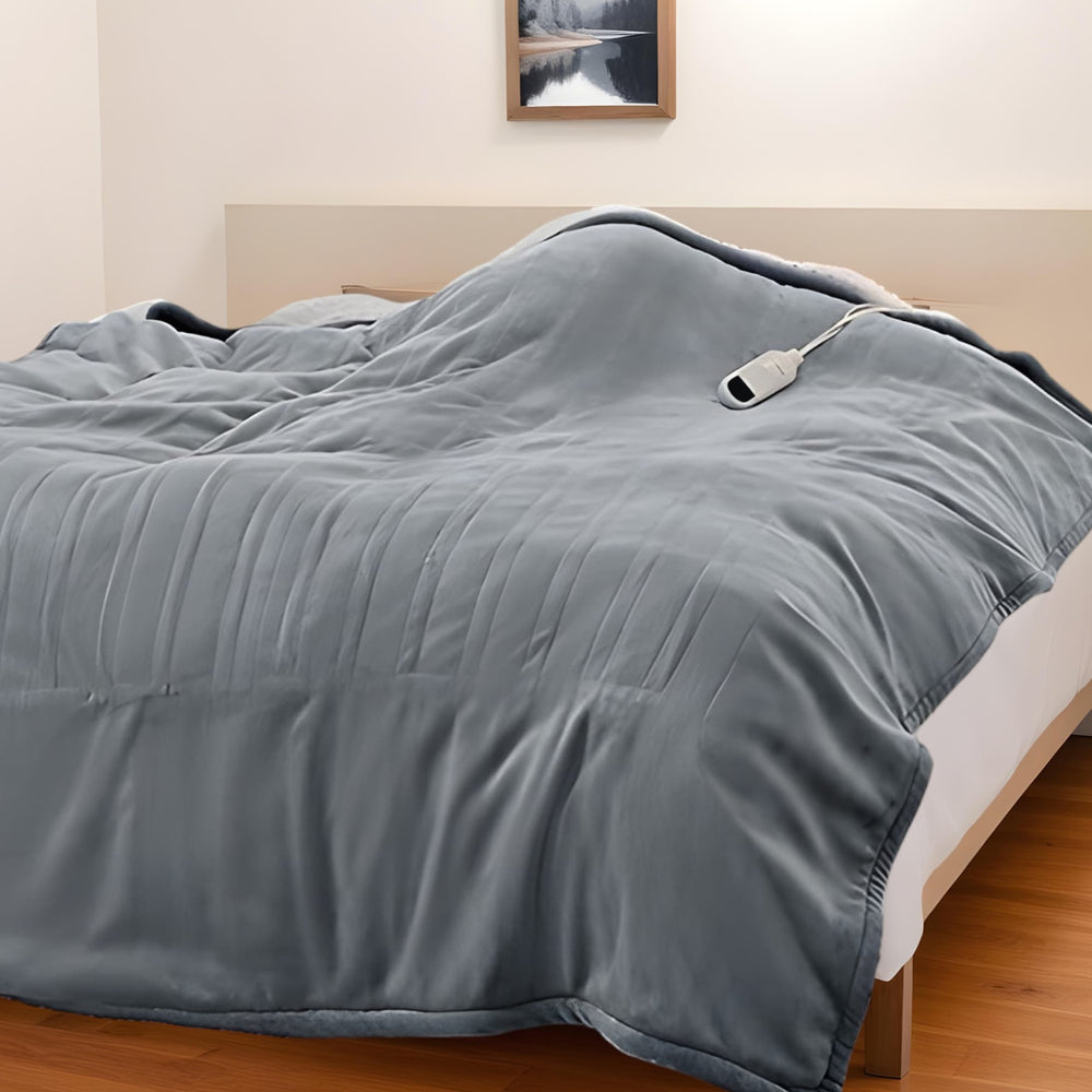Homeroots 72" X 84" Gray And White Microfiber Heated Electric Full Double Blanket  Microfiber 571369