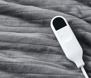 Homeroots 72" X 84" Gray And White Microfiber Heated Electric Full Double Blanket  Microfiber 571369