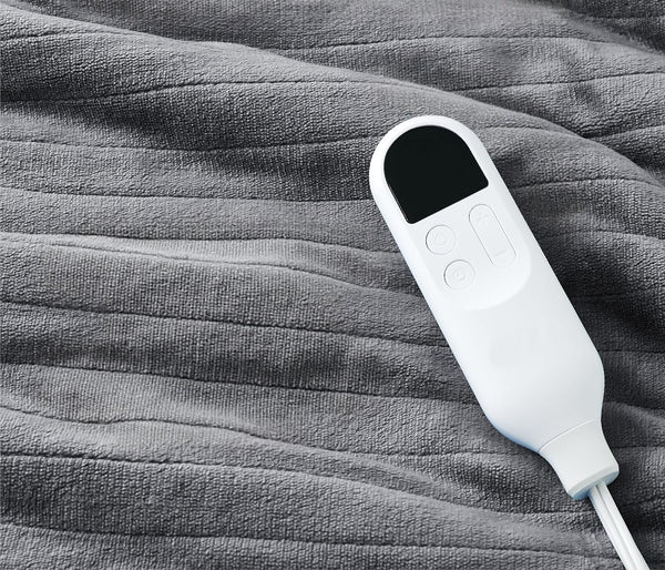 Homeroots 72" X 84" Gray And White Microfiber Heated Electric Full Double Blanket  Microfiber 571369