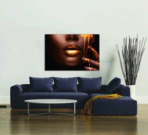 Homeroots Sensuous Wall Art - Striking Unframed Acrylic Decor Featuring A Fashionable Woman And Liquid Gold Design  Acrylic 571447