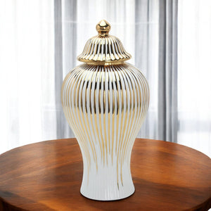 Homeroots 17" White And Gold Striped Urn Ceramic Ginger Jar  Ceramic 571561