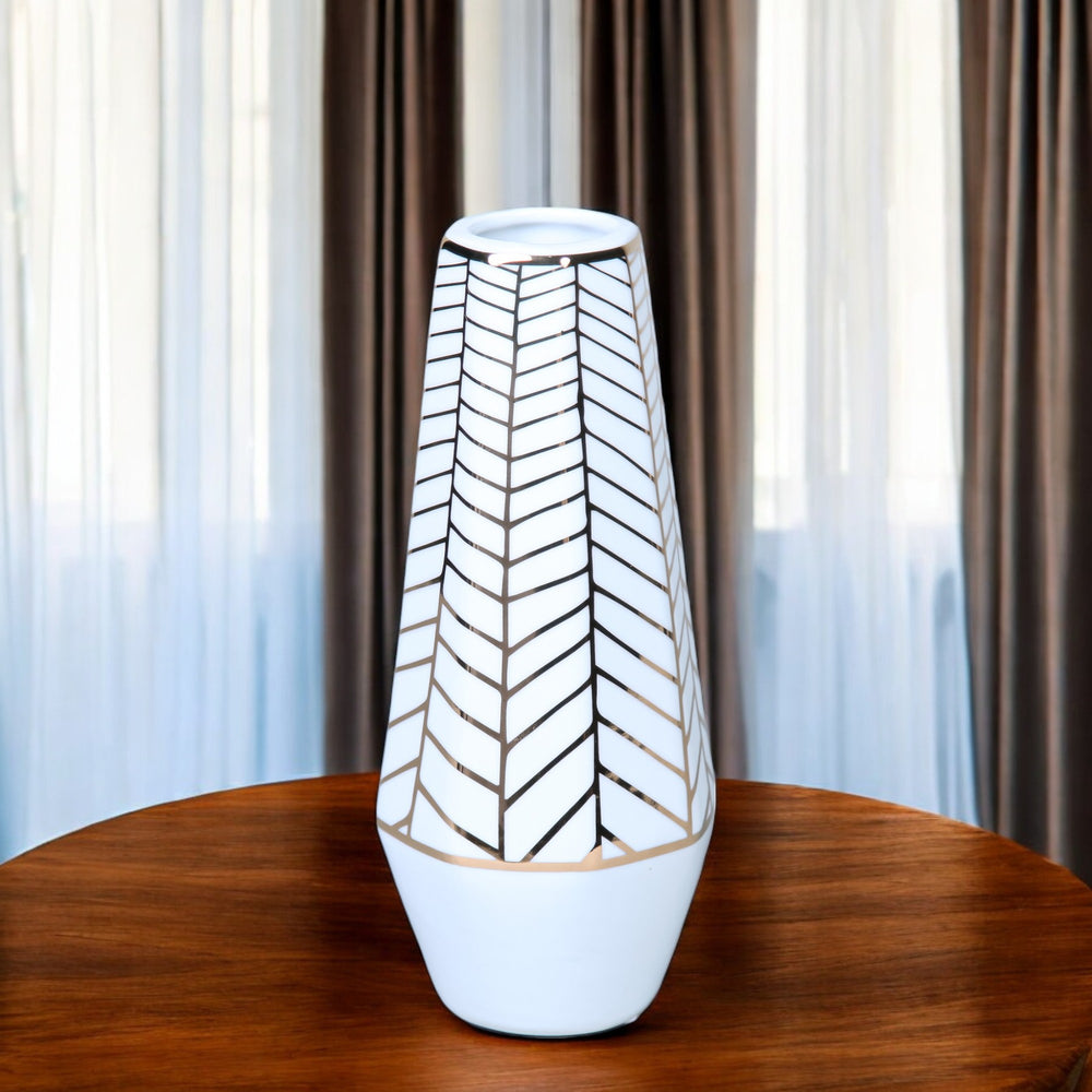 Homeroots 10" White And Gold Geometric Cylinder Ceramic Table Vase - Modern Elegance For Any Decor Style  Ceramic 571595