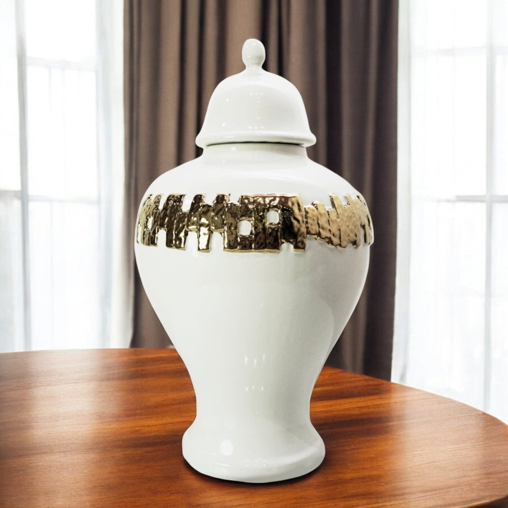 Homeroots 22" White And Gold Abstract Urn Ceramic Ginger Jar  Ceramic 571622