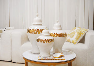 Homeroots 18" White And Gold Urn Ceramic Ginger Jar With Sculptural Details  Ceramic 571623