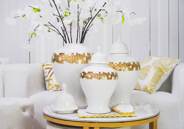 Homeroots 18" White And Gold Urn Ceramic Ginger Jar With Sculptural Details  Ceramic 571623