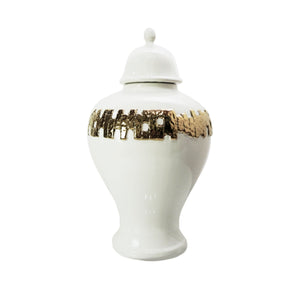 Homeroots 18" White And Gold Urn Ceramic Ginger Jar With Sculptural Details  Ceramic 571623