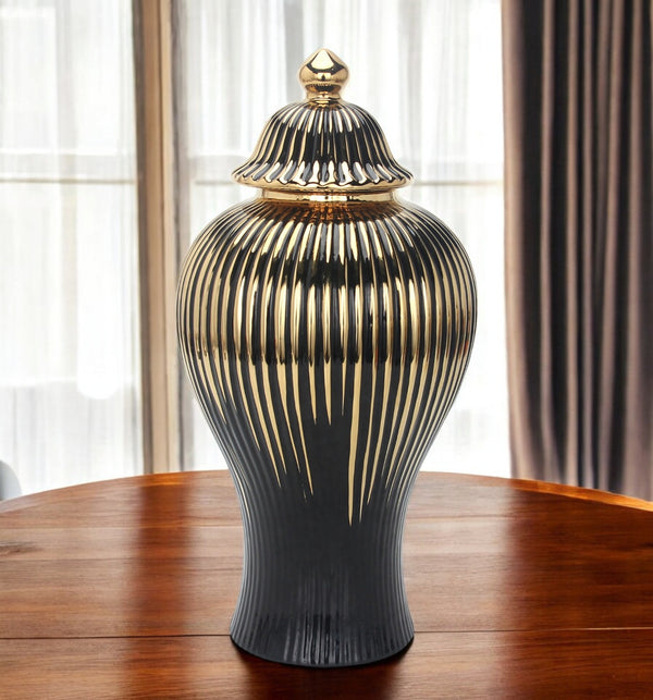 Homeroots 17" Black And Gold Striped Urn Ceramic Ginger Jar  Ceramic 571632