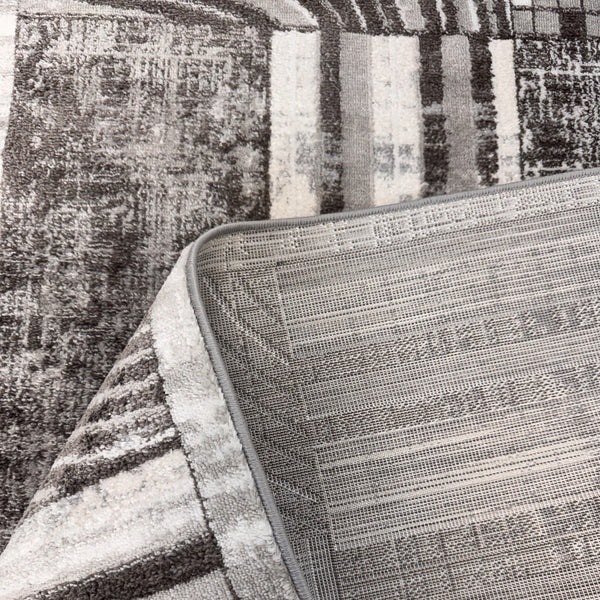 Homeroots 8' X 11' Gray Brown And Beige Abstract Area Rug  Polyester 571687