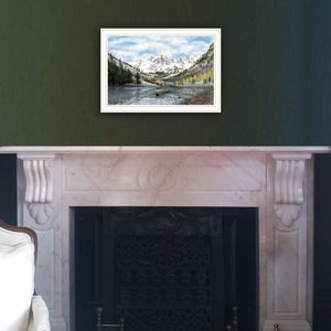 Homeroots Snowy Mountain Landscape Wall Art - Stunning White Framed Acrylic Decor For Stylish Interiors  Paper 572031