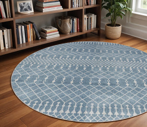 Homeroots 5' Blue Geometric Power Loom Round Rug  Polyester 572514