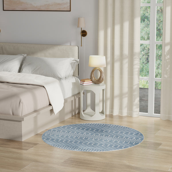 Homeroots 5' Blue Geometric Power Loom Round Rug  Polyester 572514