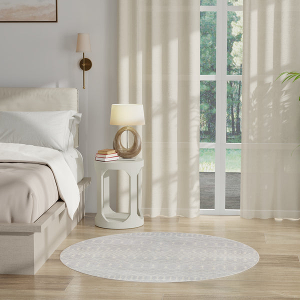 Homeroots 5' Gray Geometric Power Loom Round Rug  Polyester 572515