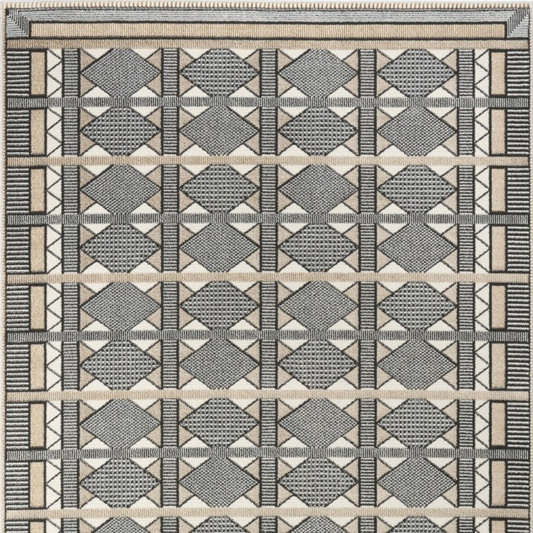 5x7 Black Geometric Area Rug Power Loomed Polyester for Living or Dining Rooms