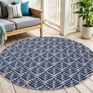 HomeRoots 5' Blue Round Floral Area Rug - Elegant, Durable, Indoor/Outdoor Carpet for Patios, Entryways & More! 572825