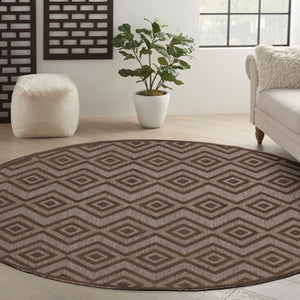 HomeRoots 8' Brown Round Geometric Area Rug - Versatile Indoor/Outdoor Solution with Low-Maintenance Style 572834