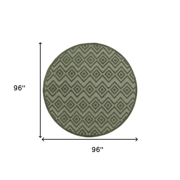 HomeRoots 8' Green Round Geometric Area Rug - Stylish Indoor/Outdoor Design with Low-Maintenance Durability 572835
