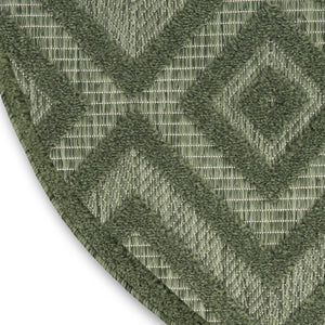 HomeRoots 8' Green Round Geometric Area Rug - Stylish Indoor/Outdoor Design with Low-Maintenance Durability 572835