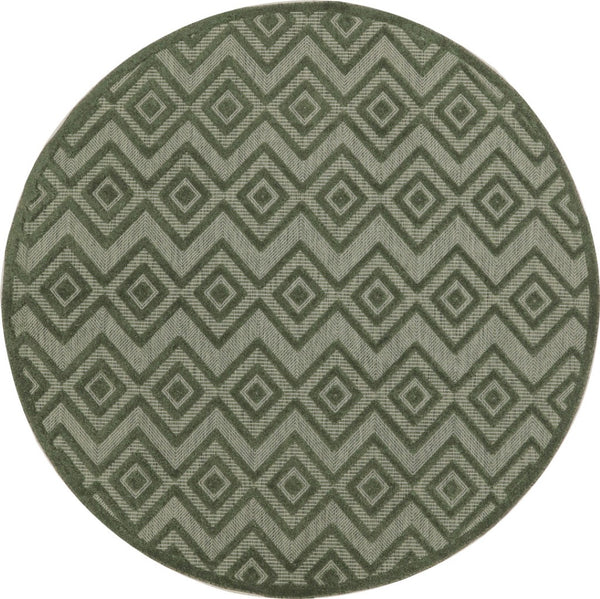 HomeRoots 8' Green Round Geometric Area Rug - Stylish Indoor/Outdoor Design with Low-Maintenance Durability 572835