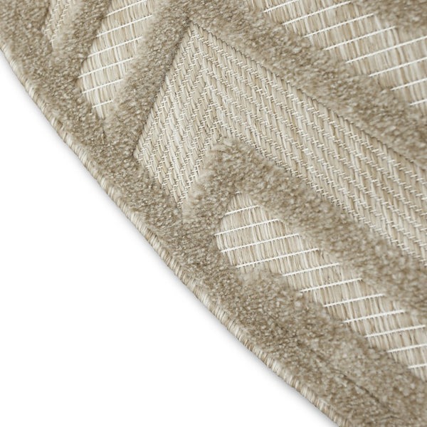 HomeRoots 8' Cream Round Geometric Area Rug - Modern Indoor/Outdoor Design, Durable & Easy to Clean for Every Space 572836
