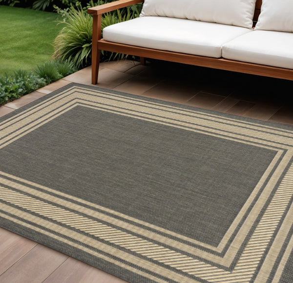HomeRoots 6' X 9' Charcoal Geometric Area Rug - Stylish Indoor/Outdoor Design for Modern Spaces & Easy Care 572872