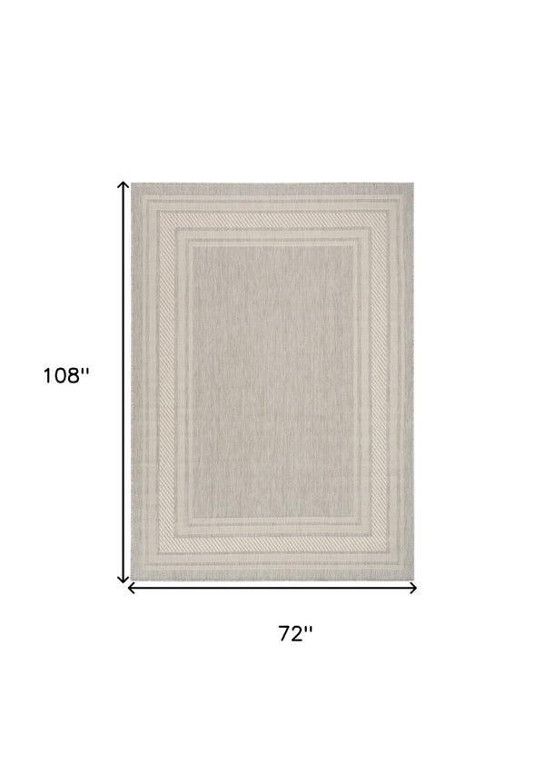 HomeRoots 6' X 9' Gray Geometric Area Rug - Stylish Indoor/Outdoor Design, Durable, Easy Care for Any Space 572873