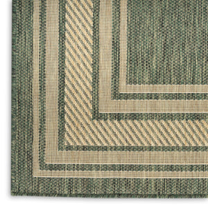 HomeRoots 6' X 9' Green Geometric Area Rug - Modern Indoor/Outdoor Carpet for Stylish Living & Easy Maintenance 572874