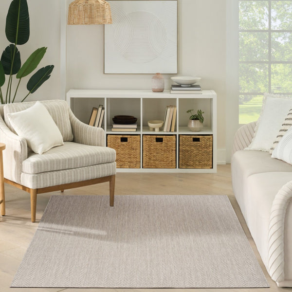 HomeRoots 6' Versatile Gray Geometric Area Rug for Indoor & Outdoor Use – Durable, Stylish, Easy to Clean! 572885
