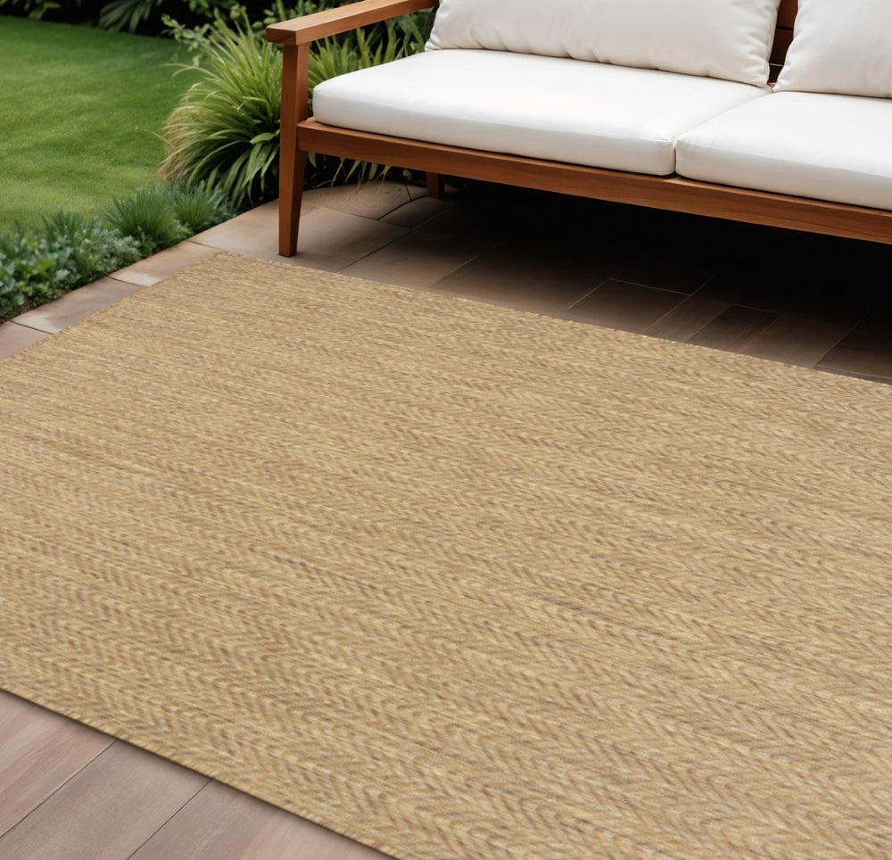 HomeRoots 6' Geometric Indoor Outdoor Area Rug - Stylish, Durable & Low-Maintenance for Any Space! 572887