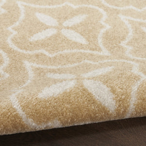 HomeRoots 8' X 10' Beige And Ivory Geometric Area Rug - Stylish, Durable Design for Indoor & Outdoor Spaces 573063