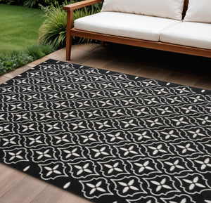 HomeRoots 8' X 10' Black And Ivory Geometric Indoor Outdoor Area Rug - Durable, Stylish, Easy to Clean Design 573064