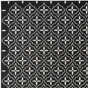 HomeRoots 8' X 10' Black And Ivory Geometric Indoor Outdoor Area Rug - Durable, Stylish, Easy to Clean Design 573064