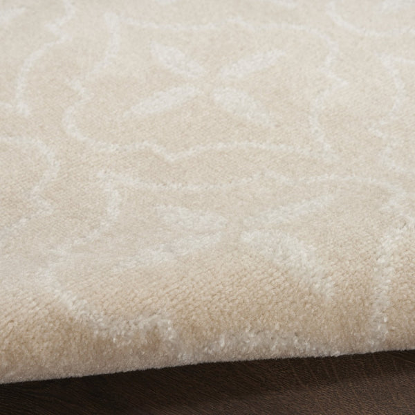 HomeRoots 8' X 10' Beige and Ivory Geometric Indoor-Outdoor Area Rug - Durable, Stylish, Versatile Design for Any Space 573068