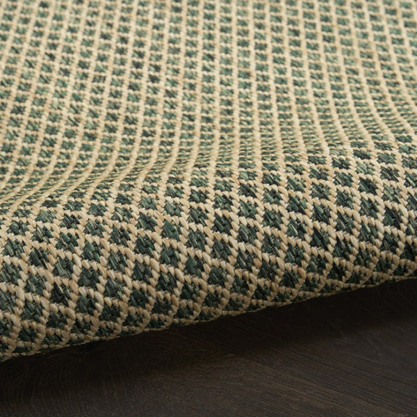 HomeRoots 10' X 14' Green Geometric Area Rug - Durable Indoor/Outdoor Design for Modern Spaces & Low Maintenance 573249