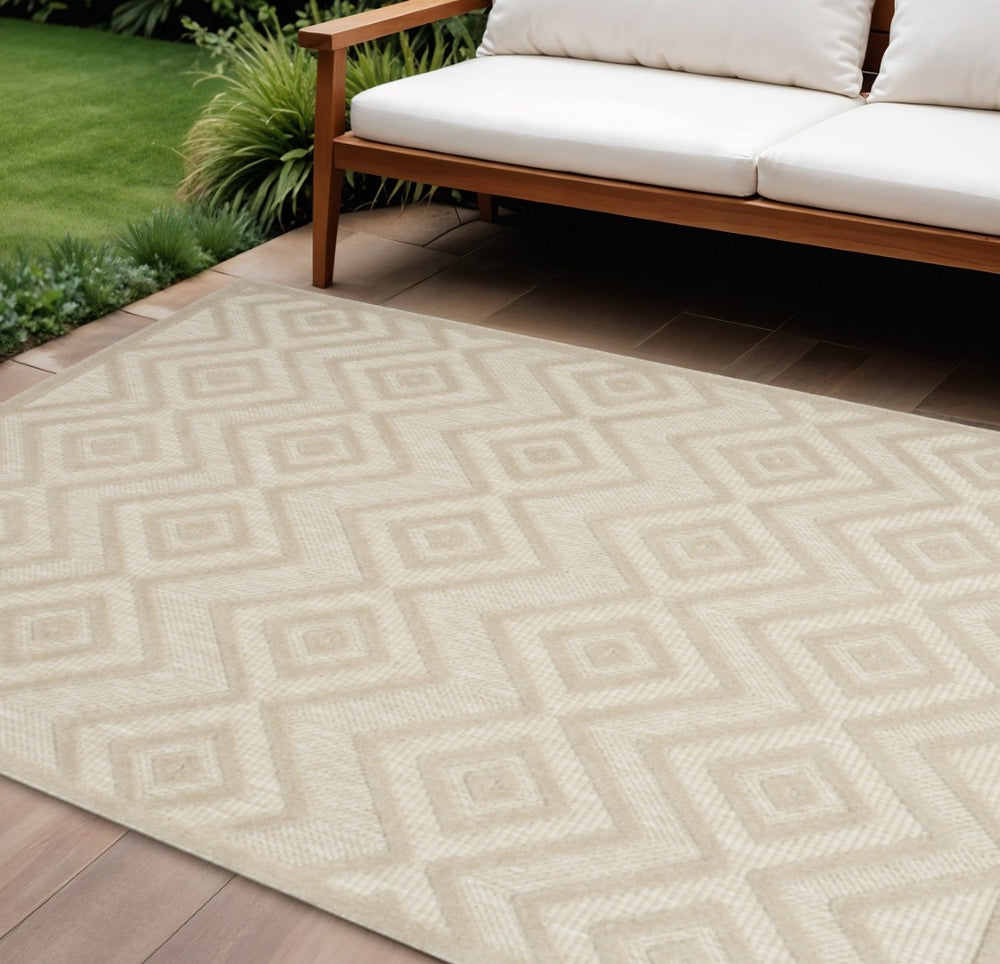 HomeRoots 10' Cream Geometric Area Rug – Indoor/Outdoor Stylish & Durable, Perfect for Patios, Living Rooms & More! 573254
