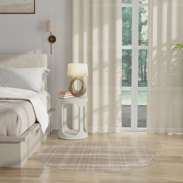 Homeroots 5' Taupe And Ivory Plaid Round Rug  Polypropylene 573910