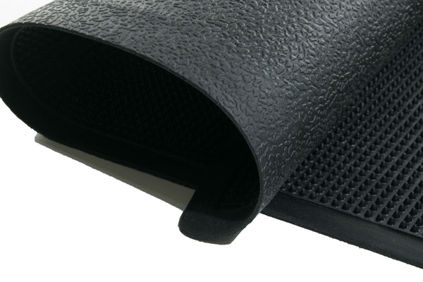 Homeroots 24" X 40" Black Rubber Outdoor Door Mat   573966