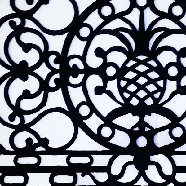 Homeroots 30" X 48" Black Rubber Pineapple Outdoor Door Mat   573969