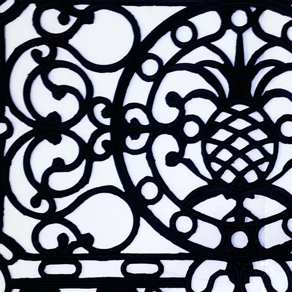 Homeroots 30" X 48" Black Rubber Pineapple Outdoor Door Mat   573969