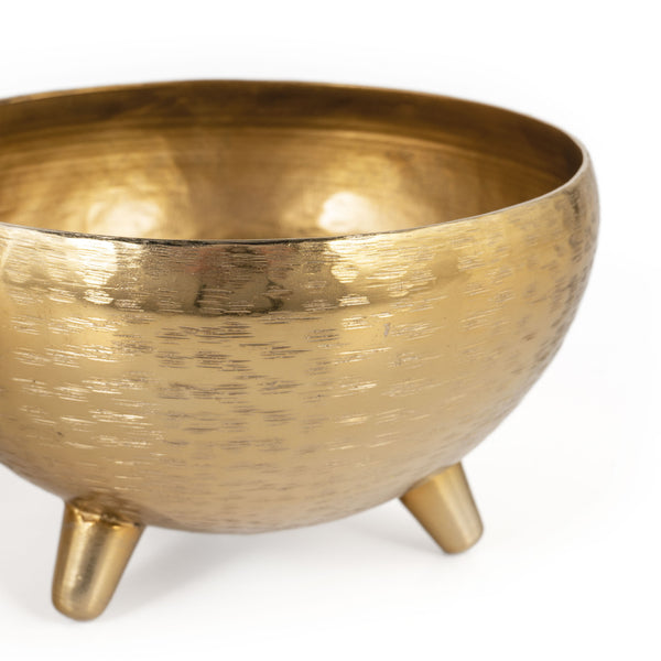 Homeroots Set Of Three Gold Metal Decorative Bowls With Unique Footed Design For Stylish Home Décor  Metal 574106