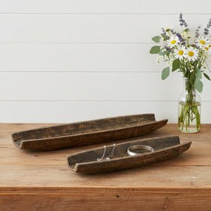 HomeRoots Set of Two Rustic Dark Brown Mango Wood Boat Trays - Stylish Decorative Centerpieces for Home Decor 574114