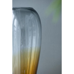 HomeRoots 19" Elegant Clear and Brown Ombre Glass Table Vase – Modern Home Décor Accent for Any Room 574231