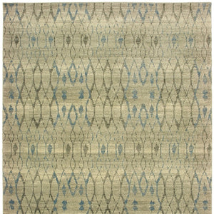 Homeroots 5' Elevate Your Space With A Blue And Ivory Geometric Distressed Area Rug - Stylish & Stain Resistant 4' X 5' Polypropylene 574510