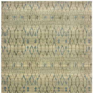 Homeroots 5' Elevate Your Space With A Blue And Ivory Geometric Distressed Area Rug - Stylish & Stain Resistant 8' X 11' Polypropylene 574512